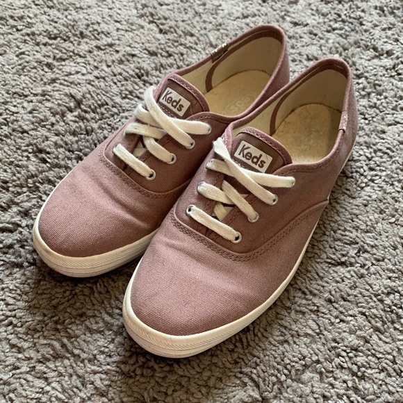 Keds - Picture 1 of 2